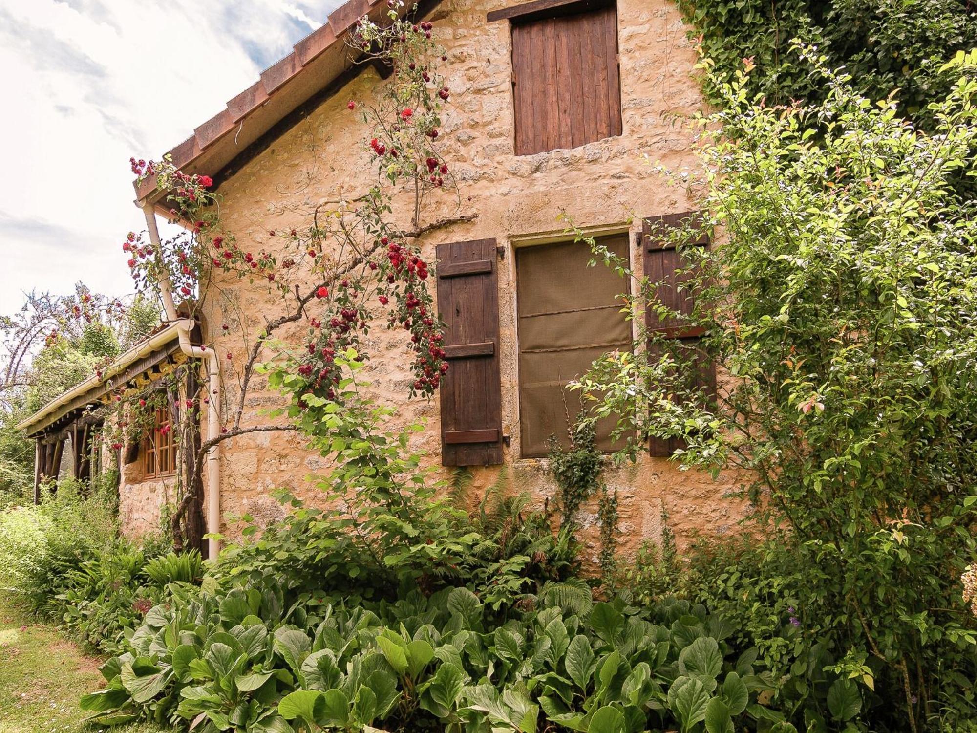 Cottage In Les Eyzies De Tayac Sireuil With Pool Meyrals Экстерьер фото