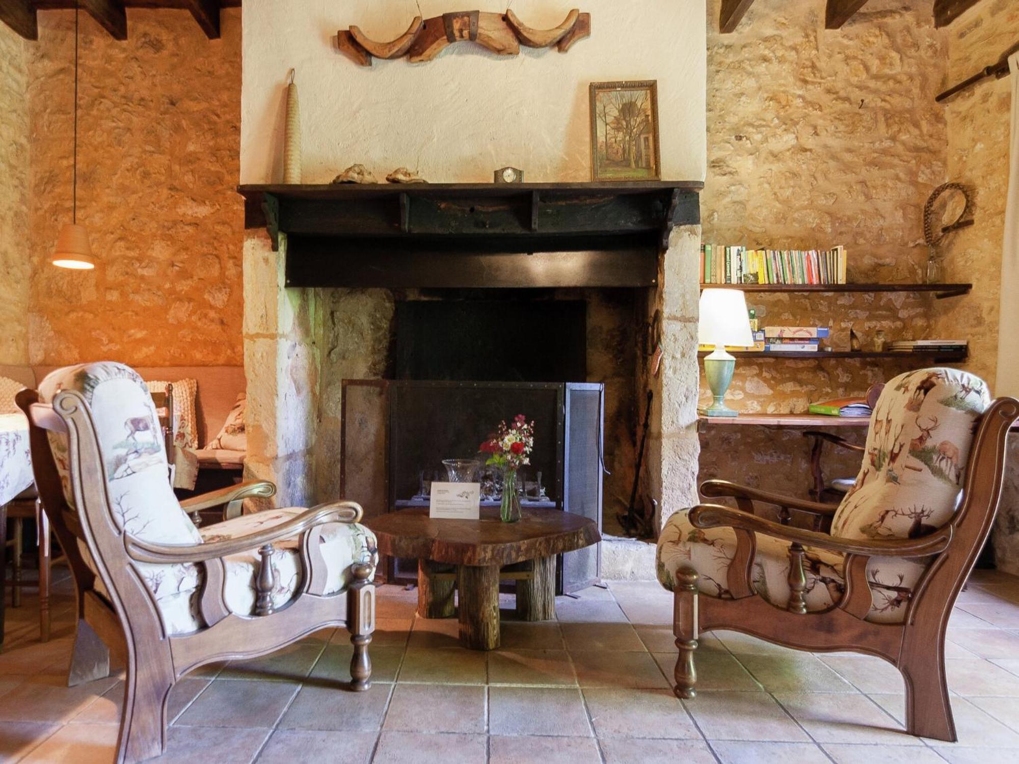 Cottage In Les Eyzies De Tayac Sireuil With Pool Meyrals Экстерьер фото