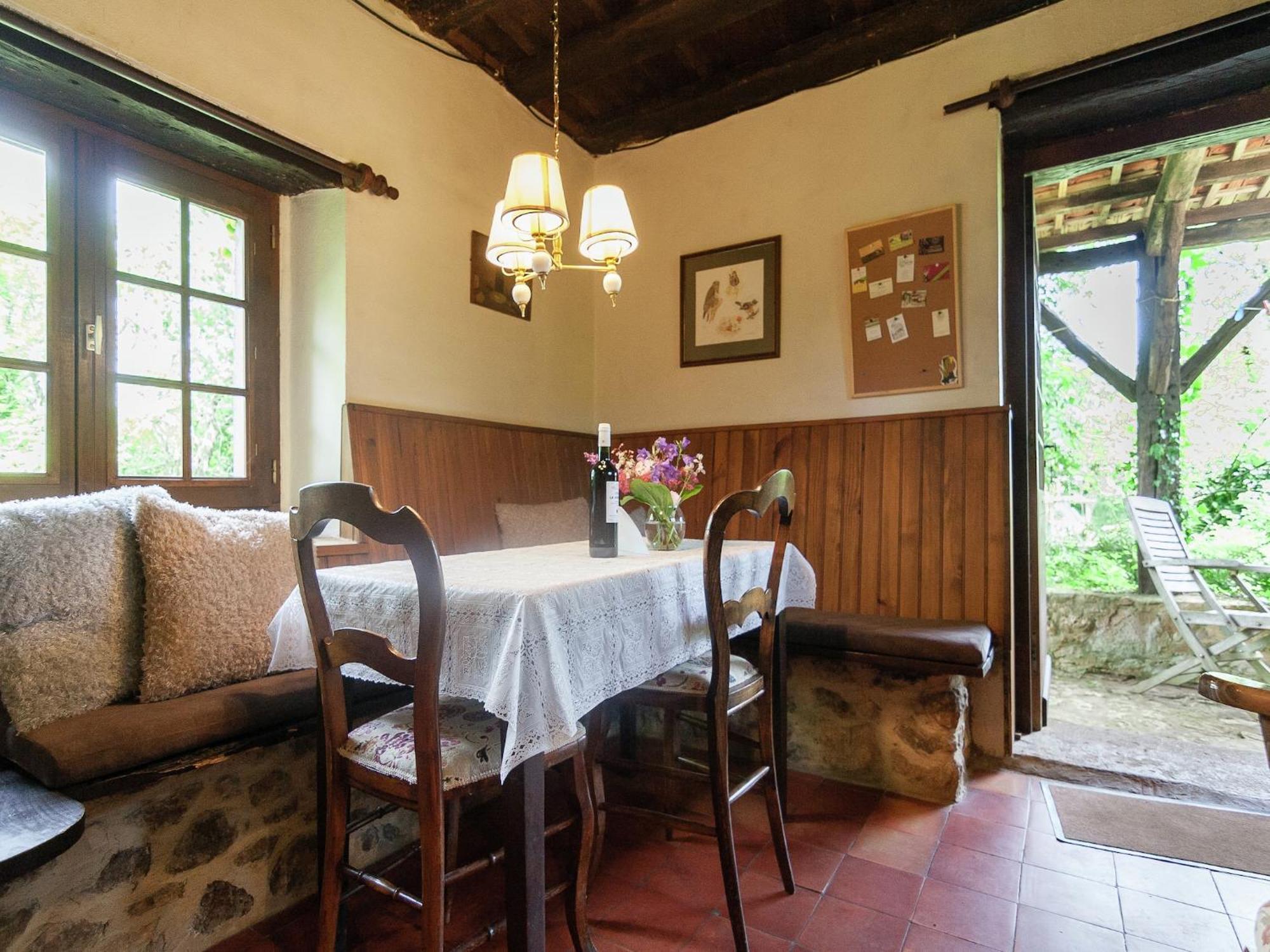 Cottage In Les Eyzies De Tayac Sireuil With Pool Meyrals Экстерьер фото