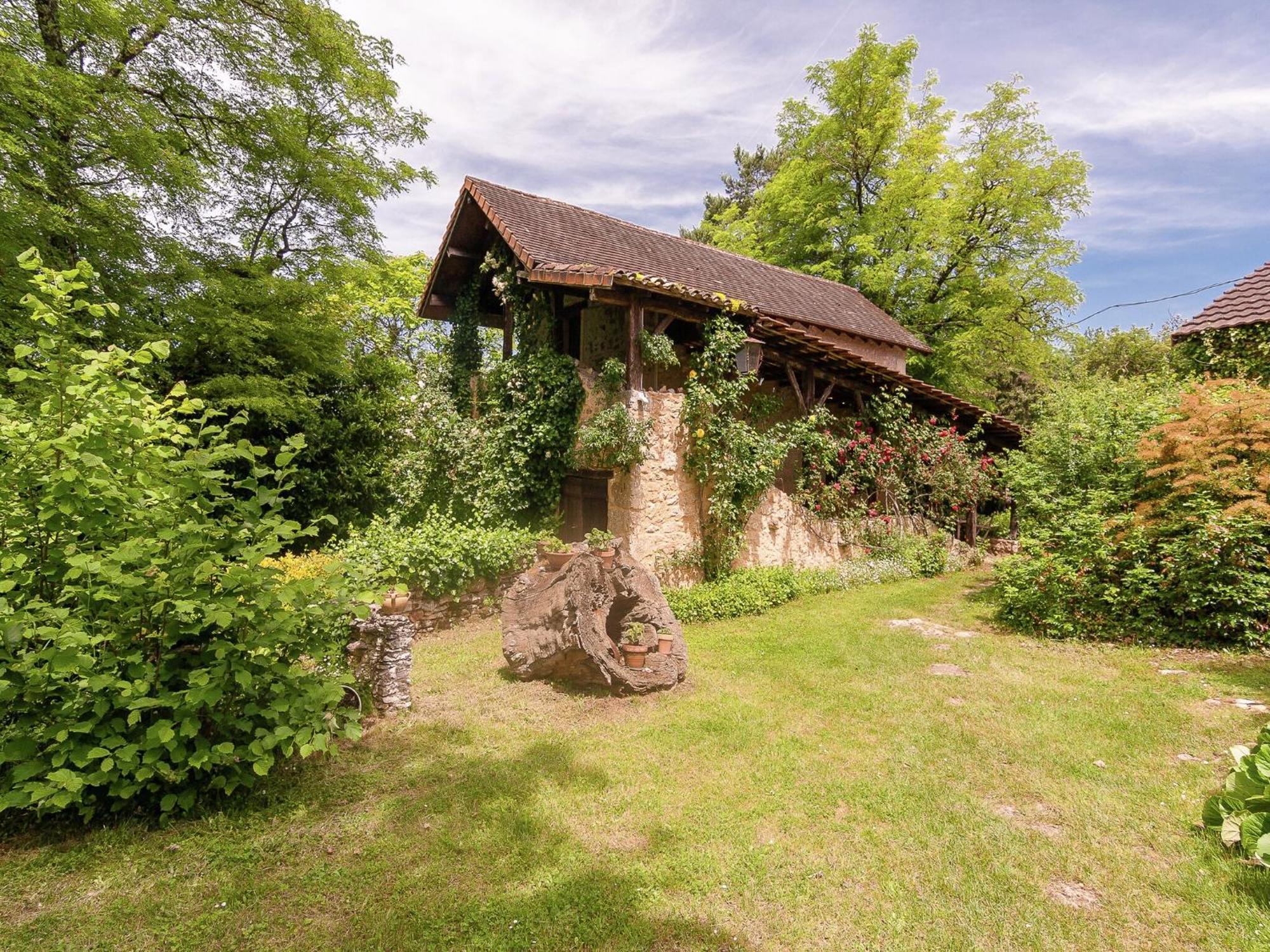 Cottage In Les Eyzies De Tayac Sireuil With Pool Meyrals Экстерьер фото