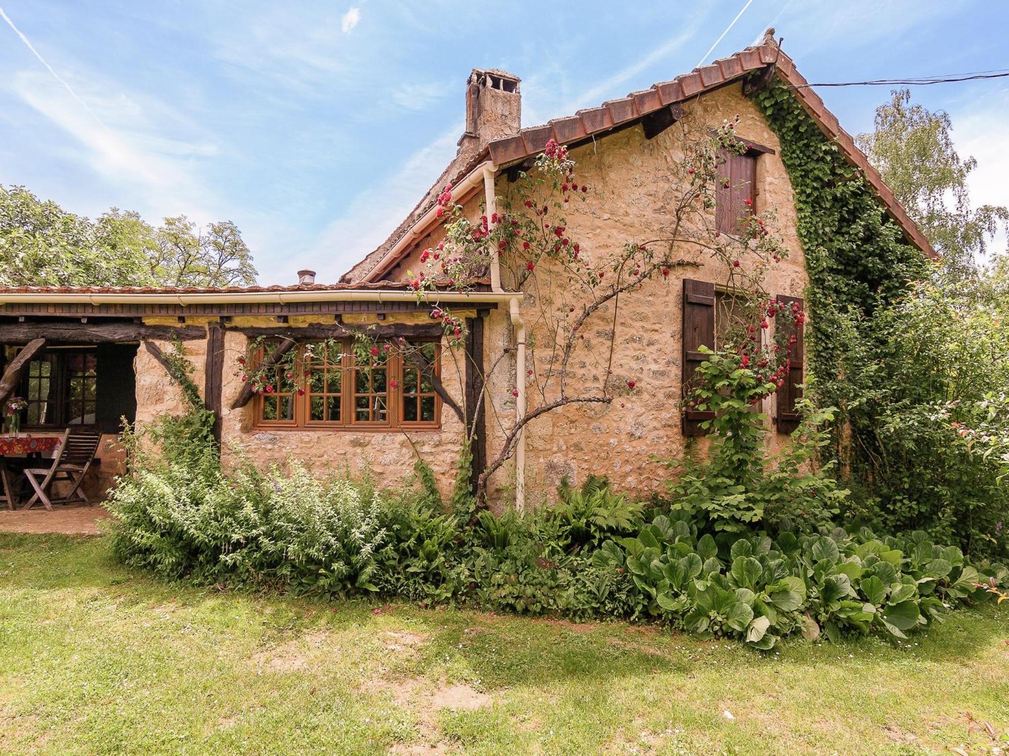 Cottage In Les Eyzies De Tayac Sireuil With Pool Meyrals Экстерьер фото